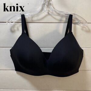 KNIX – WingWoman Contour Bra (Size 8)